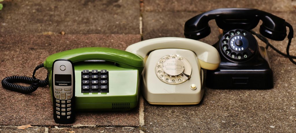 Photo by Pixabay: https://www.pexels.com/photo/black-rotary-phone-207456/